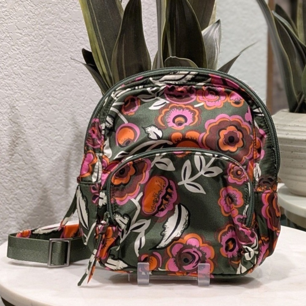 Vera Bradley Banbury Mini Backpack Bubbly Flowers Green Travel Bag Nylon